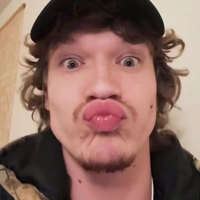 hollanovmuffins's profile picture. maior defensora dos hudcon e fã de OP⁸¹