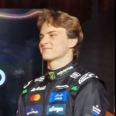 piastories's profile picture. 