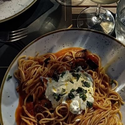 Crave_Creator's profile picture. 