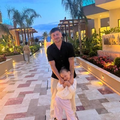 Lukeharris57's profile picture. 