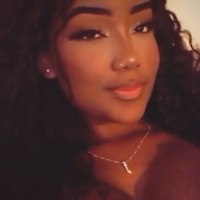 malurfx's profile picture. 