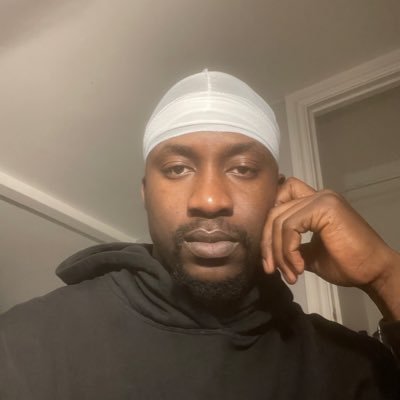 GidiIkeoluwa's profile picture. Lawyer arsenal ❤️ @wearsgidi