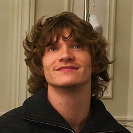 elleksad's profile picture. 