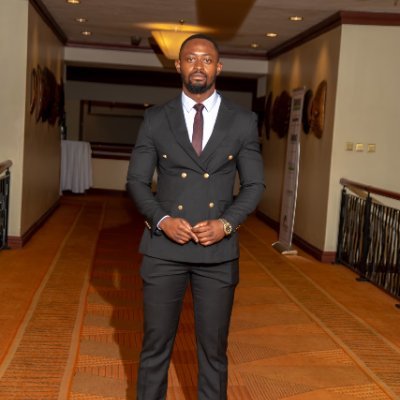 reuphanuel's profile picture. | 🙏GodFirst💯 | 👔Hustlerpreneur😎 | 💸FinancialEngineer🎓 | #Adventist🙏🏾 | ⚽@ManCity💙 | 2️⃣7️⃣ #PWPMB💰💯 |