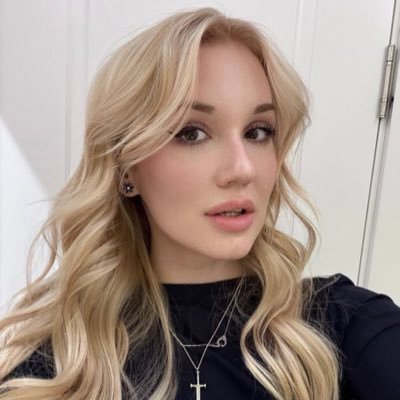 Billie___Smith's profile picture. Life is a big adventure | Discover the little joys in life |Love to laugh, love to eat, love to explore🤣🤣