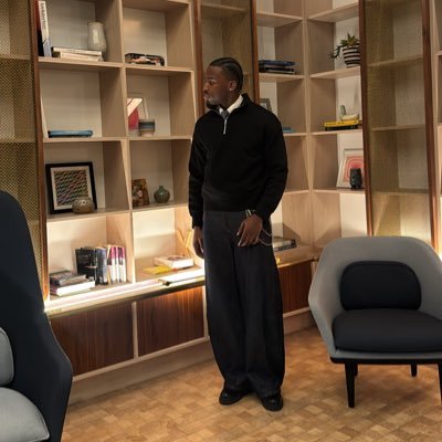 obistudio1's profile picture. 