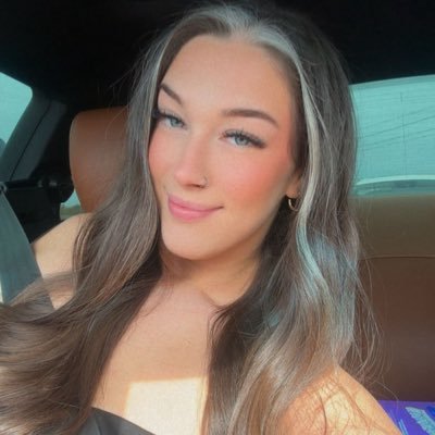 ayelexx1's profile picture. do what makes you happy.