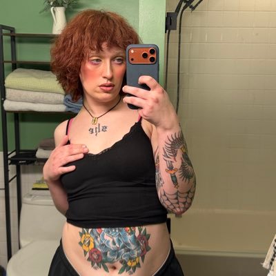 pennyxvx's profile picture. I’m really shy and pretty