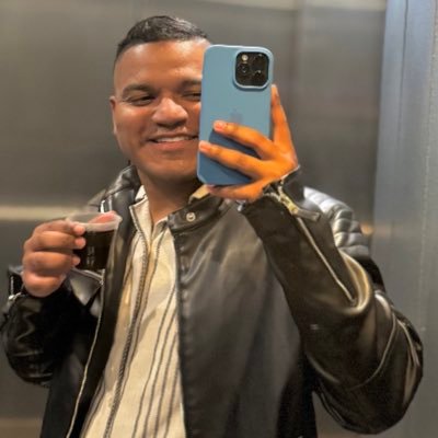 iconeando's profile picture. Un buen café lo arregla todo ☕️ | Telecomunicaciones INTRANET 💻 | Films & Series