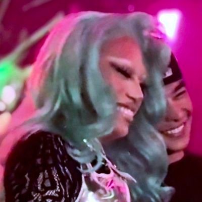 Khiannaspox's profile picture. 