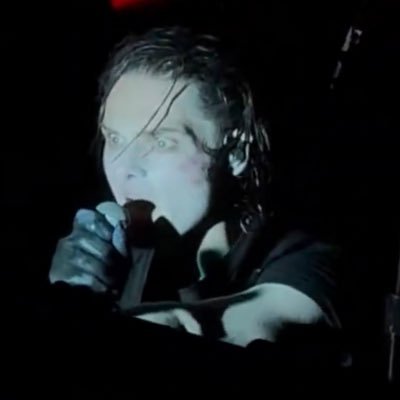 ritesofsprings's profile picture. 22 / THE DOVE IS DEAD 🪦🕊️