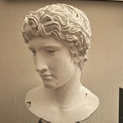 zachthetwunk's profile picture. Intellectual, workout, design, art obsessed