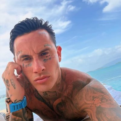 liltuxi's profile picture. 