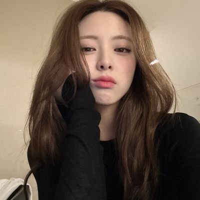 viysuho's profile picture. 𝐁υ𝗌𝗂𐓣𝖾𝗌𝗌 α𝖼𝖼ⱺυ𐓣𝗍🌷Spreading kindness like confetti 🎉