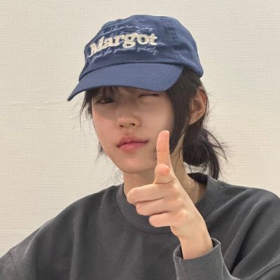 kehrisuh's profile picture. 𝘱𝘦𝘳𝘴𝘰𝘯𝘢𝘭 𝘢𝘤𝘤𝘰𝘶𝘯𝘵; 𝘤𝘰𝘧𝘧𝘦𝘦 𝘧𝘰𝘳 𝘤𝘩𝘢𝘰𝘴, 𝘮𝘢𝘵𝘤𝘩𝘢 𝘧𝘰𝘳 𝘱𝘦𝘢𝘤𝘦