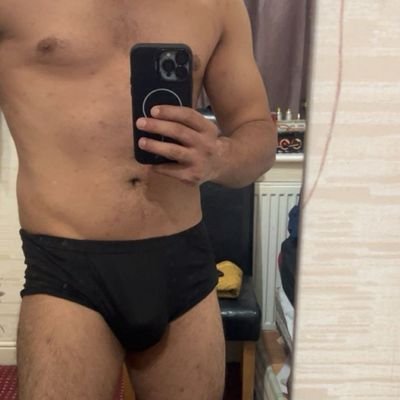 neon56627999497's profile picture. I'm a hot boy .just for romance 💒