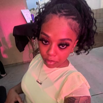 goldennnkai's profile picture. 