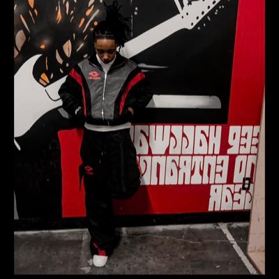 leilanipipedfr's profile picture. M$H 🦂