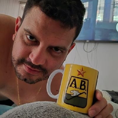 carlosp00947689's profile picture. Uribista, Médico, culto, lector, respetuoso de tu opinión, intolerante a la vagancia y grosería 
#menosenvidiamascultura