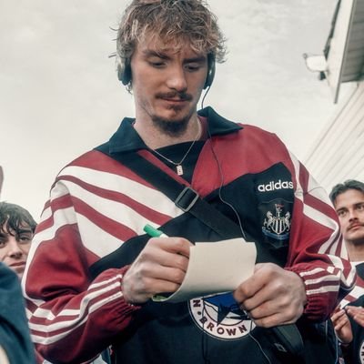 BrunoFernansch8's profile picture. Doctor ⚕️ 
#FPL manager
Man Utd👹 RCB🔴
#FPL veteran 10+ yrs of playing
🇮🇳, Malayali💪

#FB is a guarantee 🤝