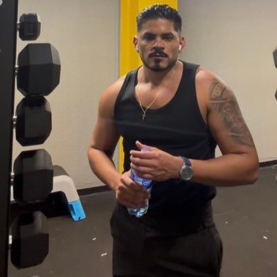 qhaj89's profile picture. Pasando bueno y viviendo los mejores momentos… uno de los mejores placeres de la día el buen Sexo