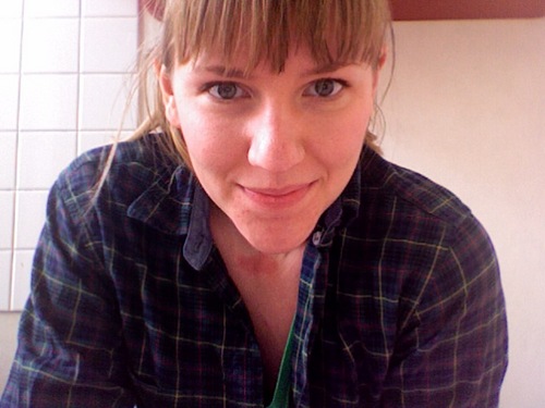 BeritElaine's profile picture. What I'm watching, eating and reading.