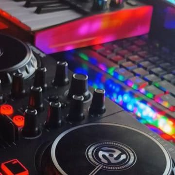 DJBADESS232's profile picture. With our promotion package, you’ll benefit from,
Wide Music Promotion – across streaming platforms, blogs, and social media.
Audience Growth – connecting promo