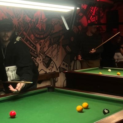 snakeoilll's profile picture. 