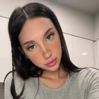 AlexSmith786713's profile picture. Are you on telegram https://t.co/ezXCrEqev0