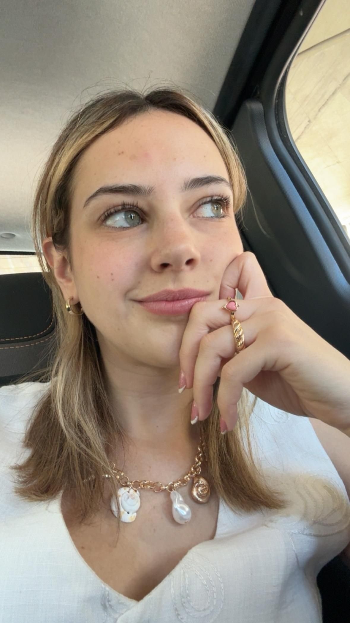 AdaDunmore41642's profile picture. why do you need superman when u have superme, DM for rescue