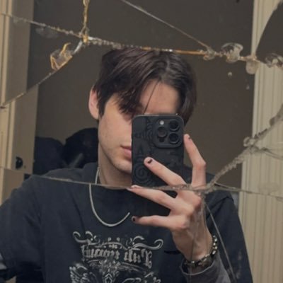 bradleex's profile picture. 