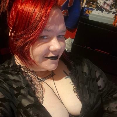 ManicManiaFi's profile picture. 🖤THERE IS NO HERO WITHOUT A VILLAIN🖤  

🖤 Member of The Satanic Temple🖤

🖤It's Our Time To Rise🖤