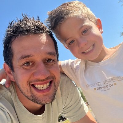 APlosnic's profile picture. Family, Laughs, Paddle, Soccer. Not always in that order. Melbourne. LYX https://t.co/8wzuGpCNnZ