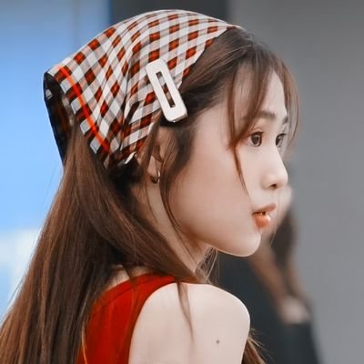 zoey_oc's profile picture. 