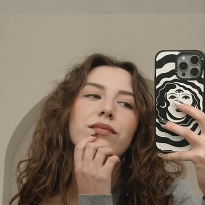 Medicenmugres's profile picture. No sé qué quiero, porque quiero muchas cosas