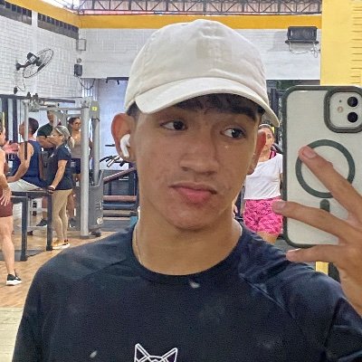 lucaaszzxx's profile picture. 