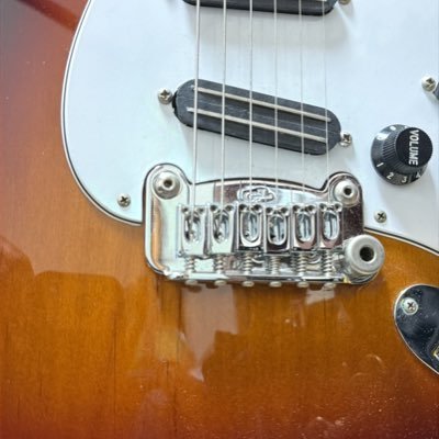 ainiikiruzmark3's profile picture. 愛に生きる ZmarkⅢ   制作メモ｜日々の音｜街の記録