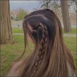 Gariana348577's profile picture. 