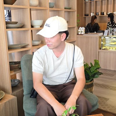 Poppiillustrat's profile picture. ✍🏻 Line Creator | Procreate 🎨 Creator : Poppiess ✨ You can buy my artworks (Line Theme) at Theme shop (This is available in Line application)