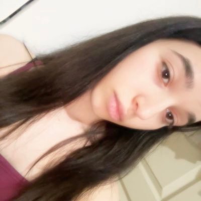 zeyneepkozz's profile picture. 