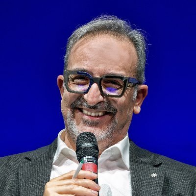 Tecnoetica's profile picture. Indago sul digitale per passione e mestiere. 
Sociologo all'Università di Catania 
#DigitalSociology #BigData #ArtificialIntelligence