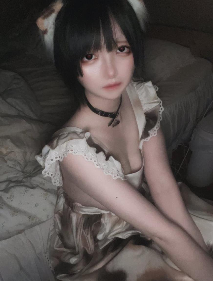 eV64jwt970C3e's profile picture. 和服着流しして二丁目歩いてるヤツがいたら自分です。