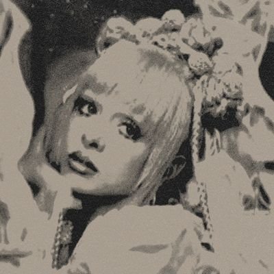 deerlymelanie's profile picture. fan since 2019 .