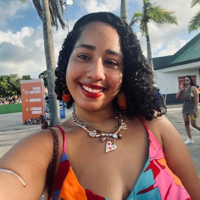 mariaanersx's profile picture. 💫 we're happy, free, confused and lonely at the same time