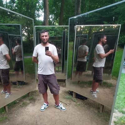 Cavabaolxsb's profile picture. *When you understand their world,you must always remember your motivations for exploring it*⚖️