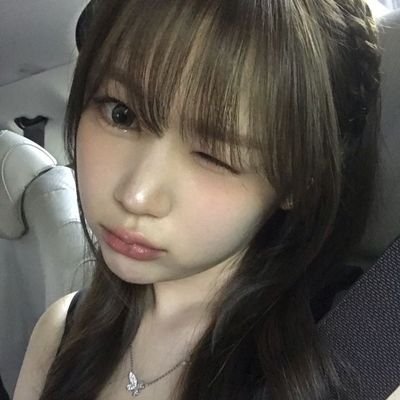 centlils's profile picture. ㅤㅤㅤㅤThe    sun    is peeking!  ꗃ
ㅤ(🧾...) sending a tiny golden hug to start
ㅤ  your lovely day. I hope you woke up  
your face and a heart full of happy. 🪷🐇