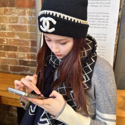 Nina_n96's profile picture. Effort doesn't guarantee success, but giving up guarantees failure