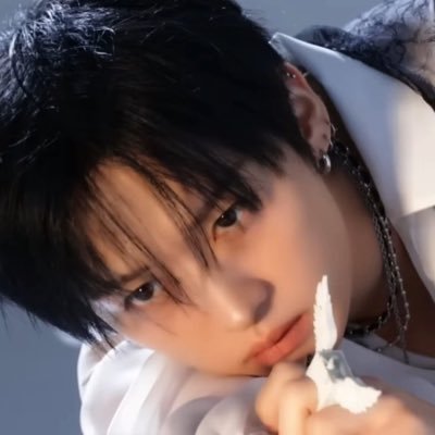 nyangmiiii's profile picture. miaaoo meow mroooww :3 • mimo ⋆🐾° • 🐰⋆౨ৎ˚⟡˖ ࣪ priv- @nyanglii ꒰ა ໒꒱ • she/they • multi !! • skzpolycule