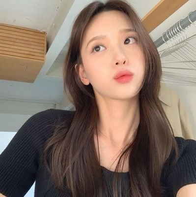 sengreny's profile picture. business account