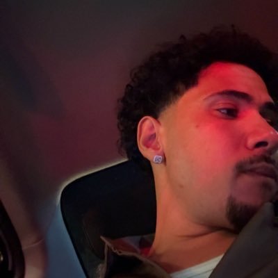 UncleGuapz's profile picture. South African with an Arabian twist 🇿🇦🇮🇶